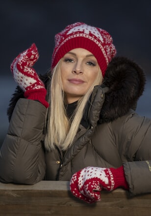 2032-11 "Vinternatt"-lue og votter