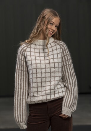 2203-8 "India"-genser