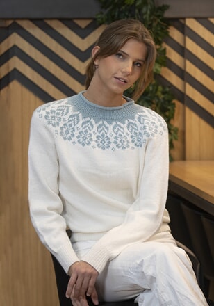 2208-4 "Dahlia"-genser