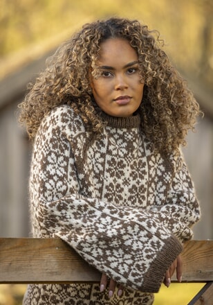 k-2601-05b "Blomstølen" genser