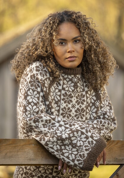 k-2601-05b "Blomstølen" genser