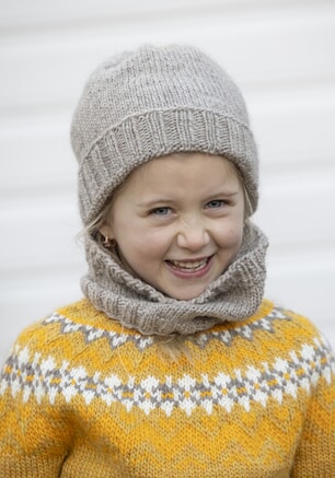 k-2602-02 "Tundra" lue og hals