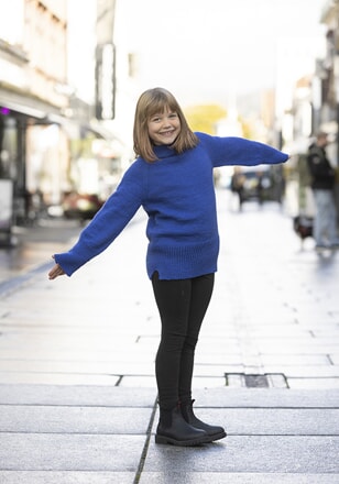 k-2233-1b "Noira"-genser (Kongeblå)