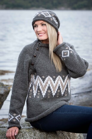 1411-4 Genser og lue