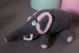 1422-5 Heklet Elefant