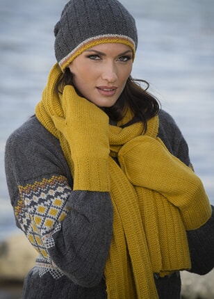 1707-5 Lue, skjerf og votter