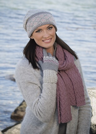 1707-24 Lue, fingervanter og skjerf