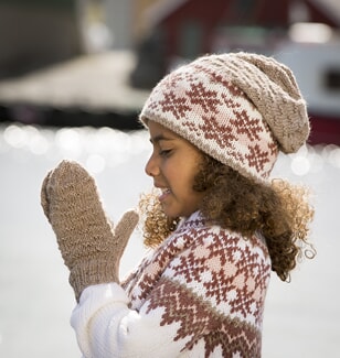 1710-7 Fryd lue og votter