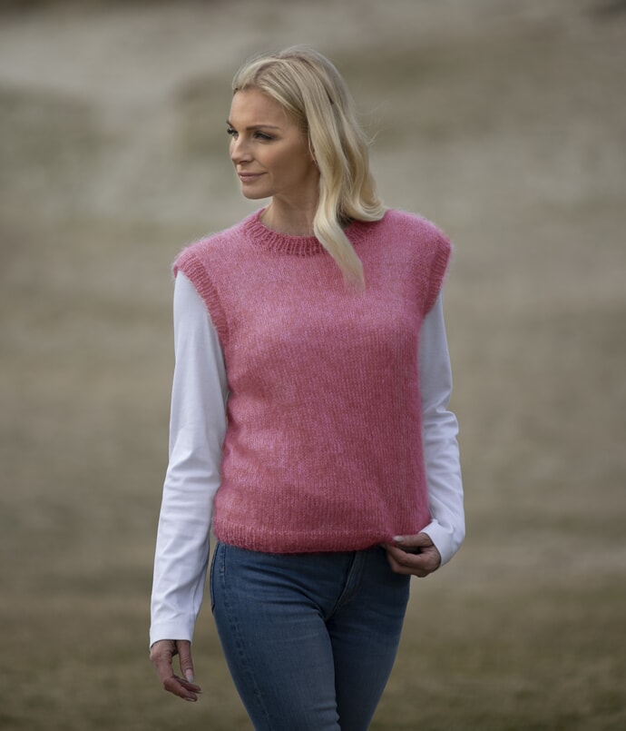 k-2012-06b 2020 04 Kath og Ane Solahotell-240 Morkerosa_1.jpg