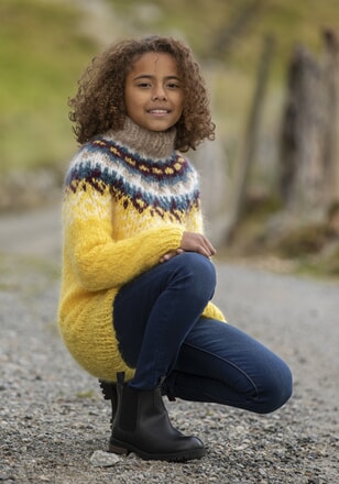 2026-4 "Nova"-genser og lue Gul