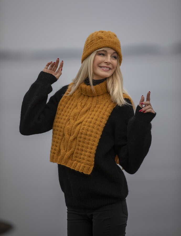 k-2033-01a 2020 11 Kath+Adele Forus-013 copy.jpg