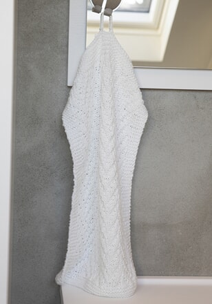 2002-4c håndkle (hvit)