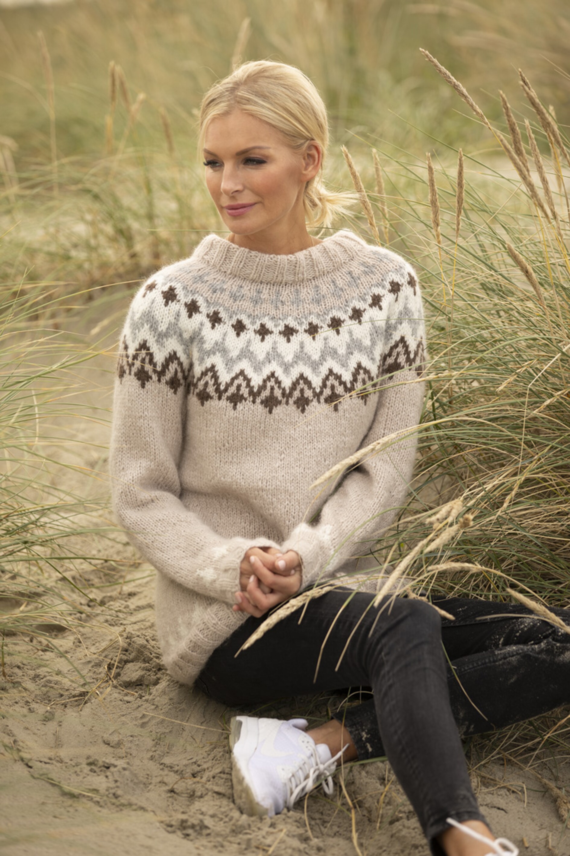 The Cozy Cable Sweater Bilde Kode